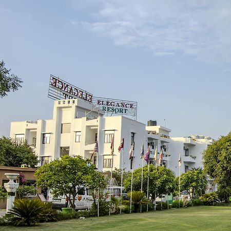 Elegance Resort Vrindāvan Zewnętrze zdjęcie