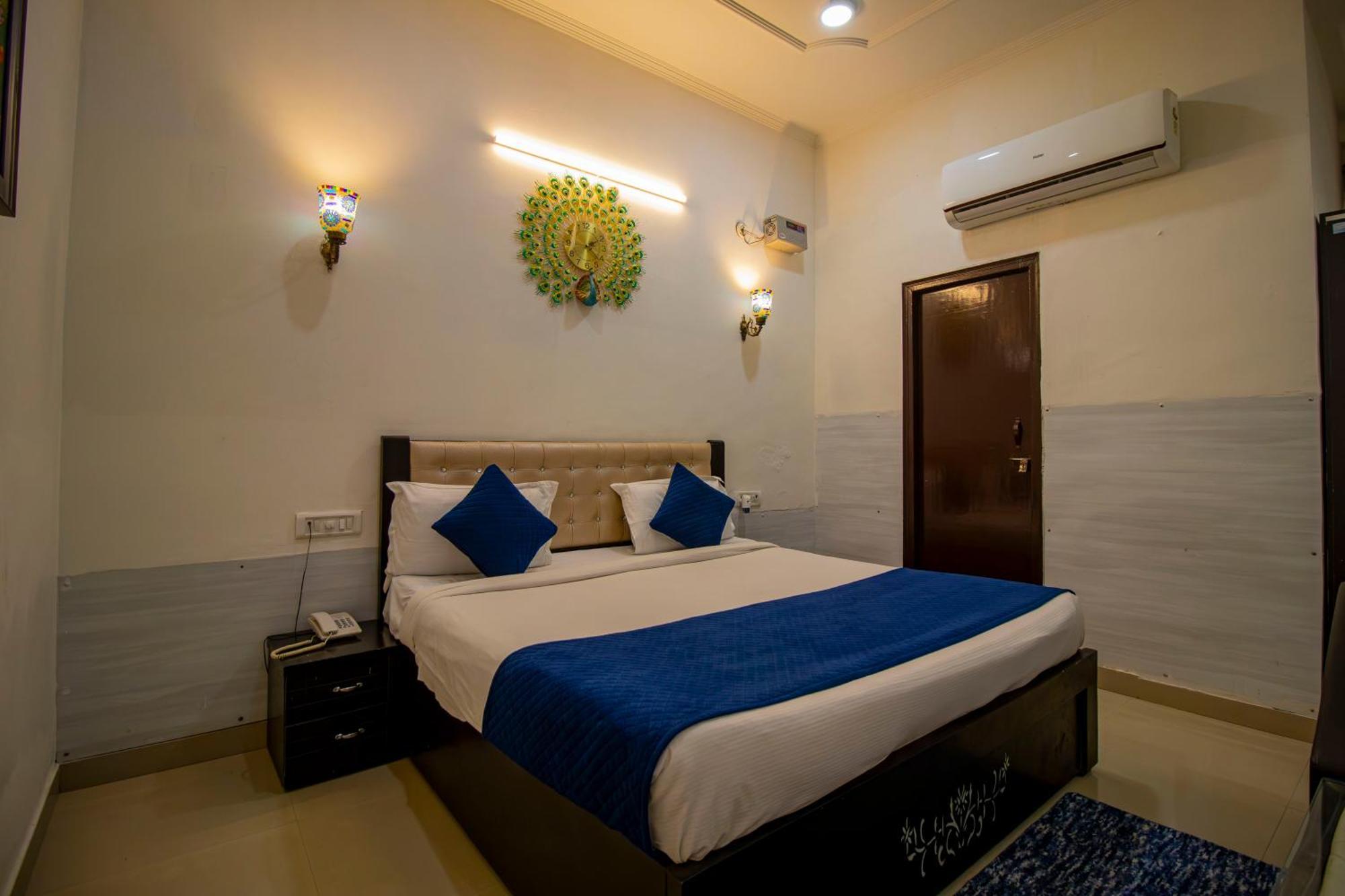 Elegance Resort Vrindāvan Zewnętrze zdjęcie
